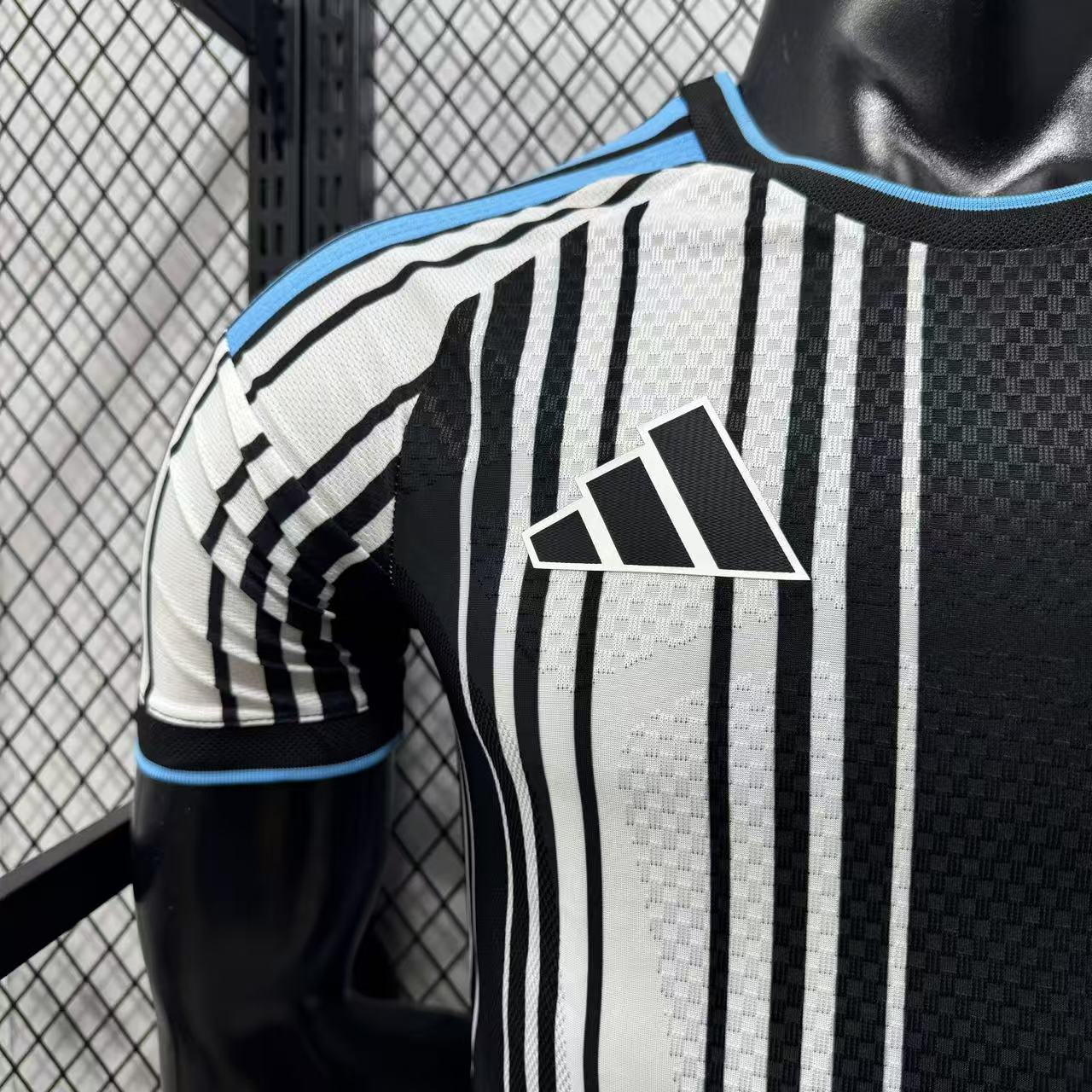 Camiseta Newcastle local 26-27 Versión Fan 1:1