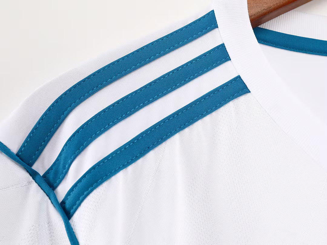 Camiseta Real Madrid RETRO 17/18 Versión Fan 1:1