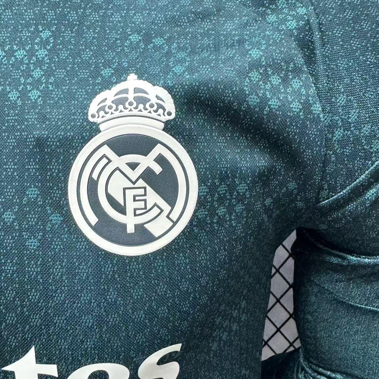 Camiseta real madrid visitante 26-27  manga larga Versión Fan