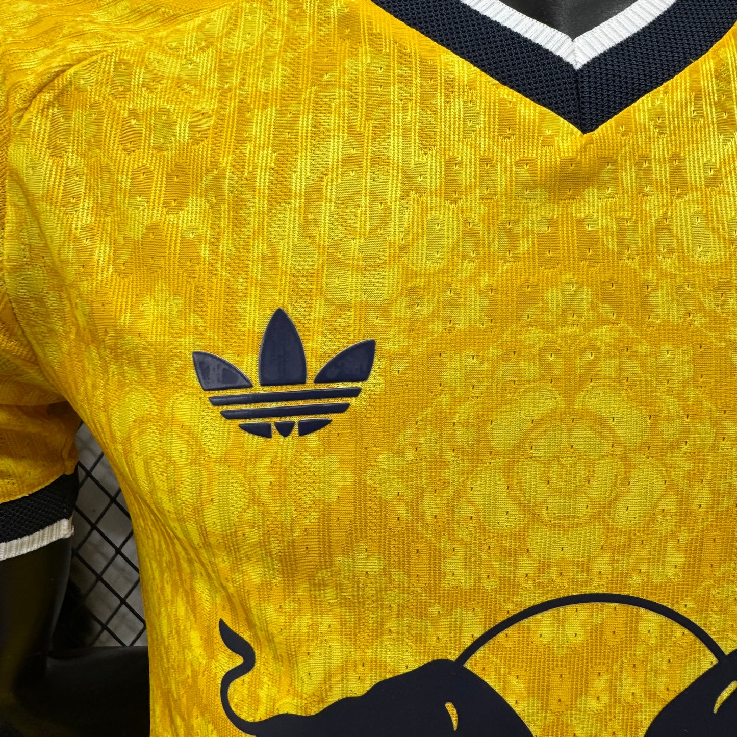 Camiseta Leeds United visitante 26-27 Versión Fan