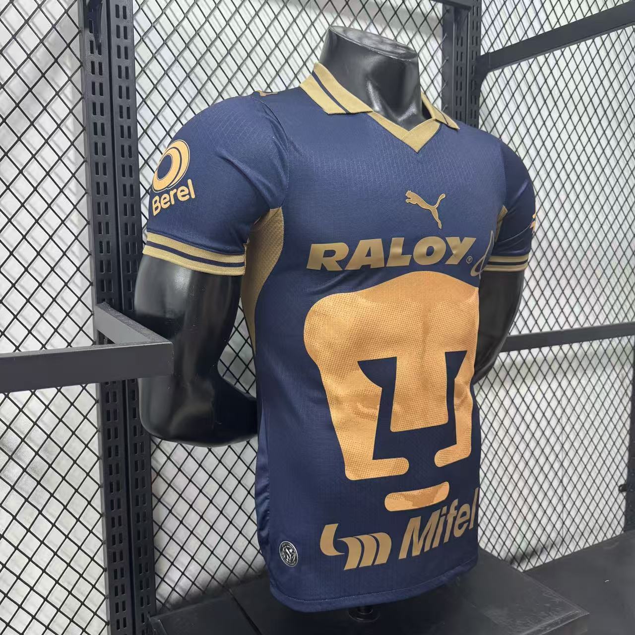 Camiseta Pumas local 26/27 Versión