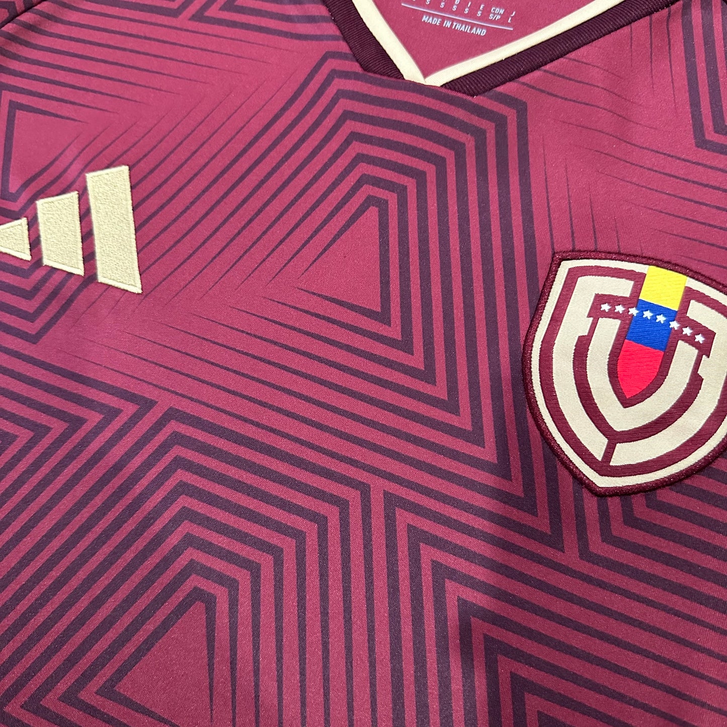 Camiseta Local Venezuela 2026 Versión Fan 1:1