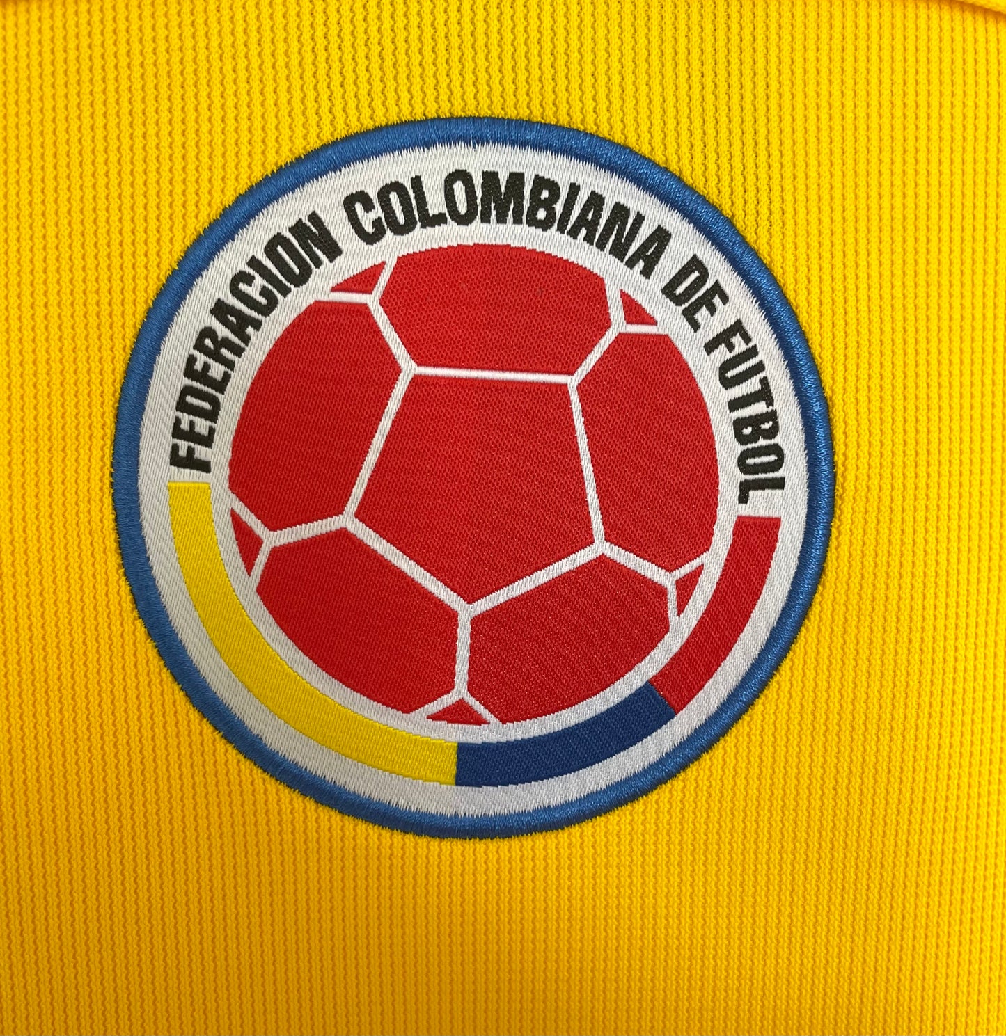 Camiseta Colombia RETRO 03/05 Versión Fan