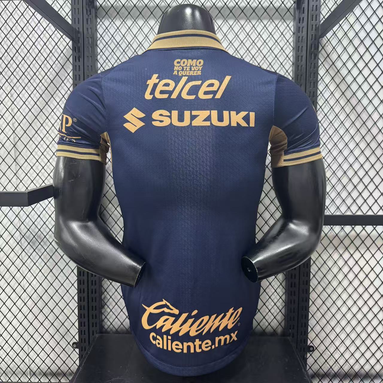 Camiseta Pumas local 26/27 Versión