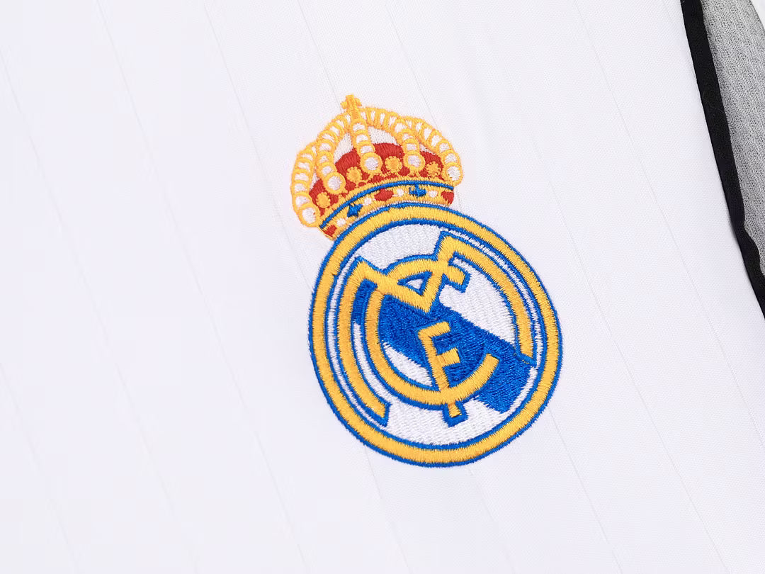 Camiseta Real Madrid RETRO 06/07 Versión Fan 1:1
