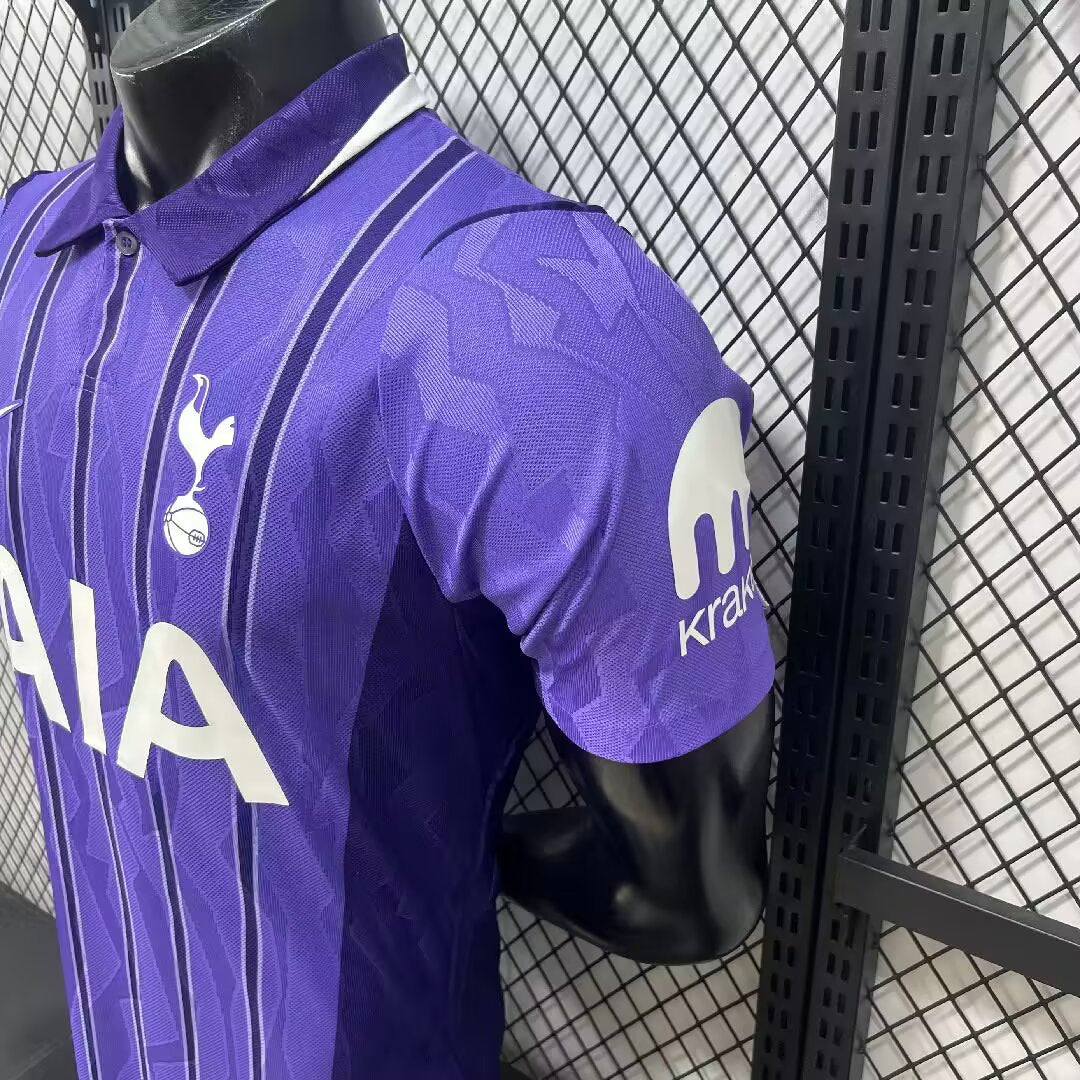 Tottenham tercera 26-27