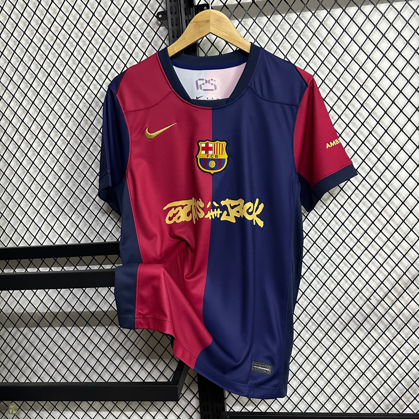 Camiseta Local Travis Scott Barcelona 24/25 Versión Fan 1:1