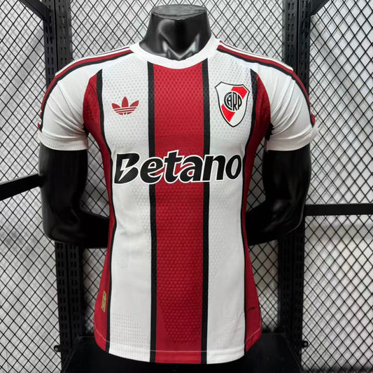 Camiseta River Plate visitante 26/27 Versión Fan