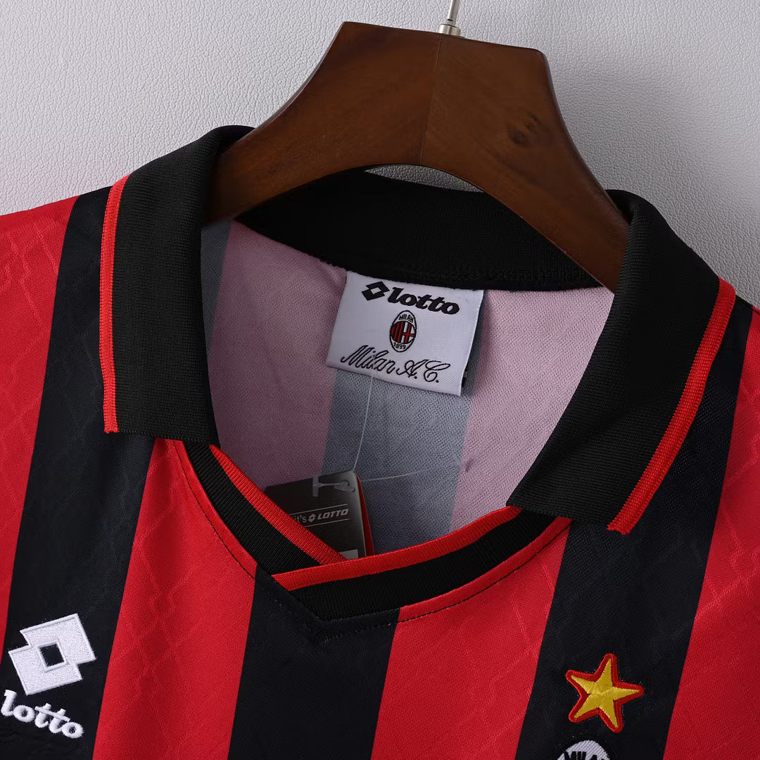 Camiseta Ac Milan RETRO 95/96 Versión Fan 1:1