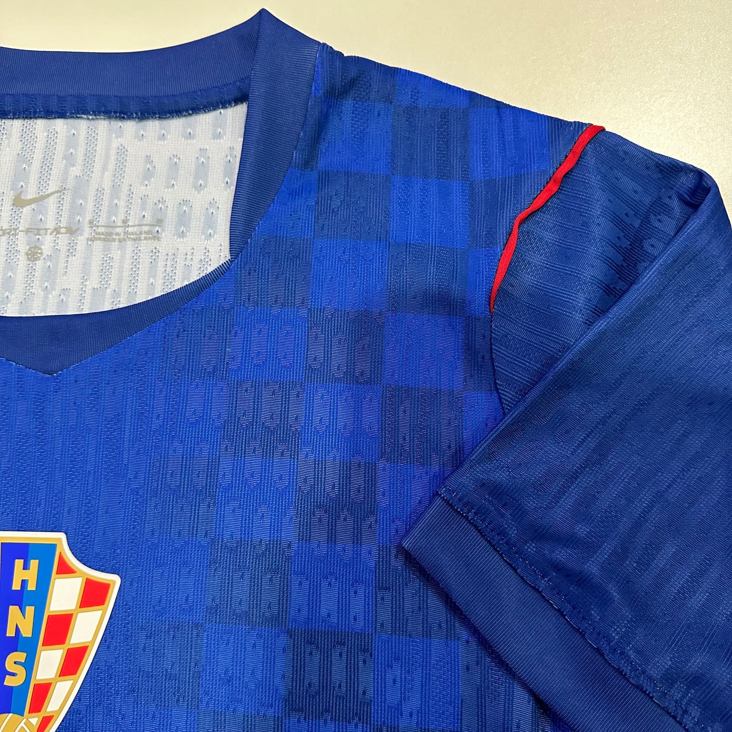 Camiseta Visitante Croacia 2026 Versión Fan 1:1