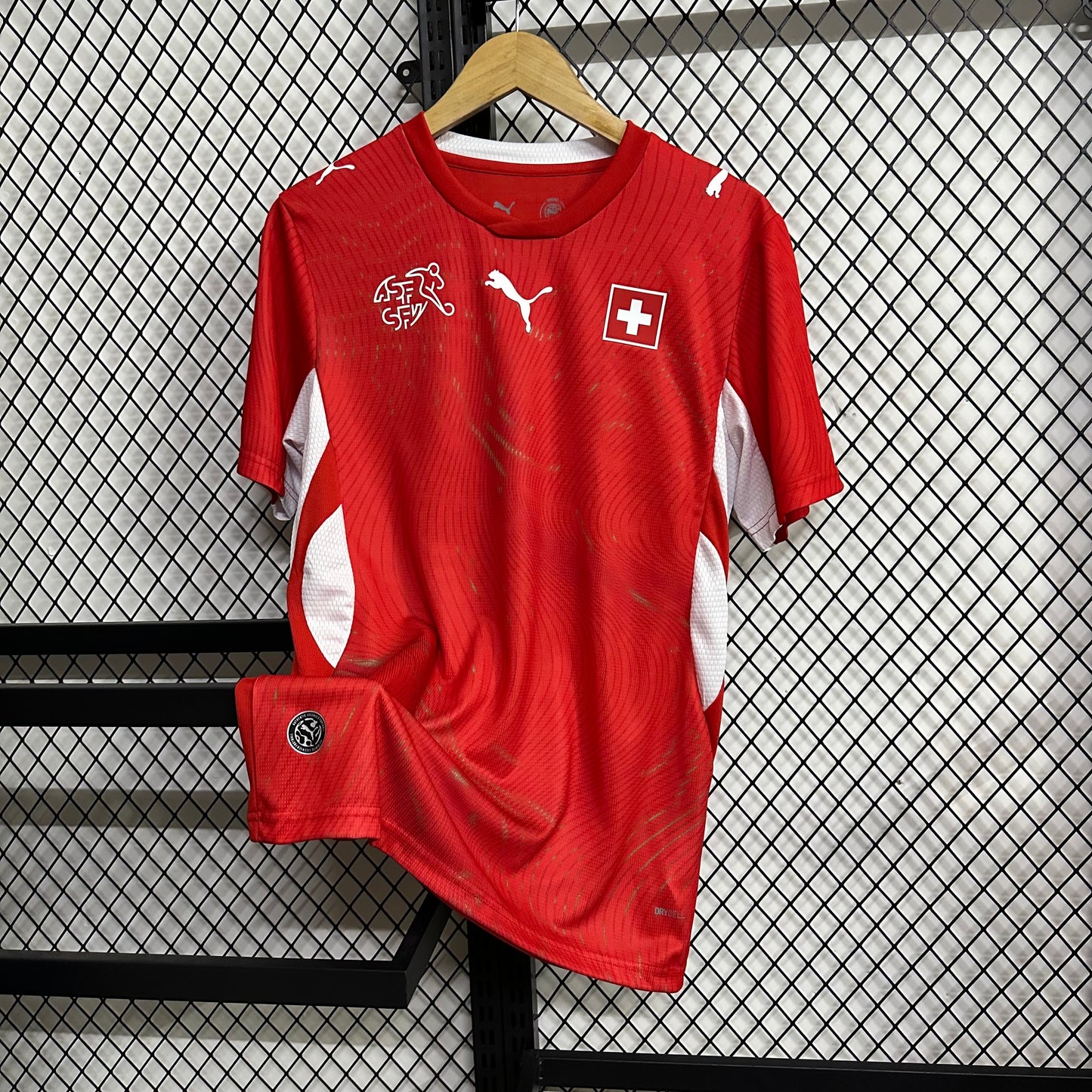 Camiseta Local Suiza 2026 Versión Fan 1:1
