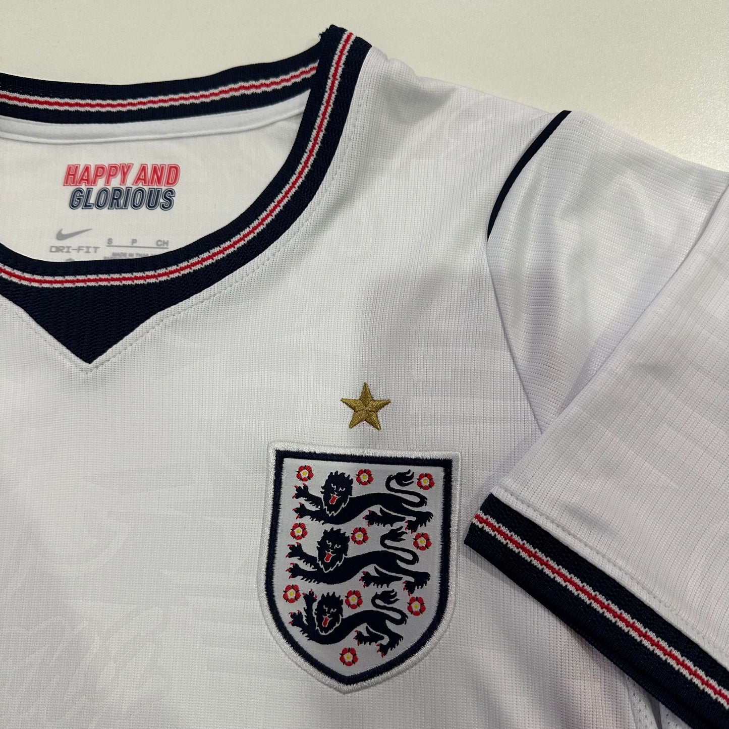 Camiseta Local Inglaterra 2026 Versión Fan 1:1
