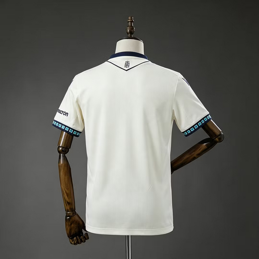 Camiseta Osasuna visitante 26/27 Versión Fan