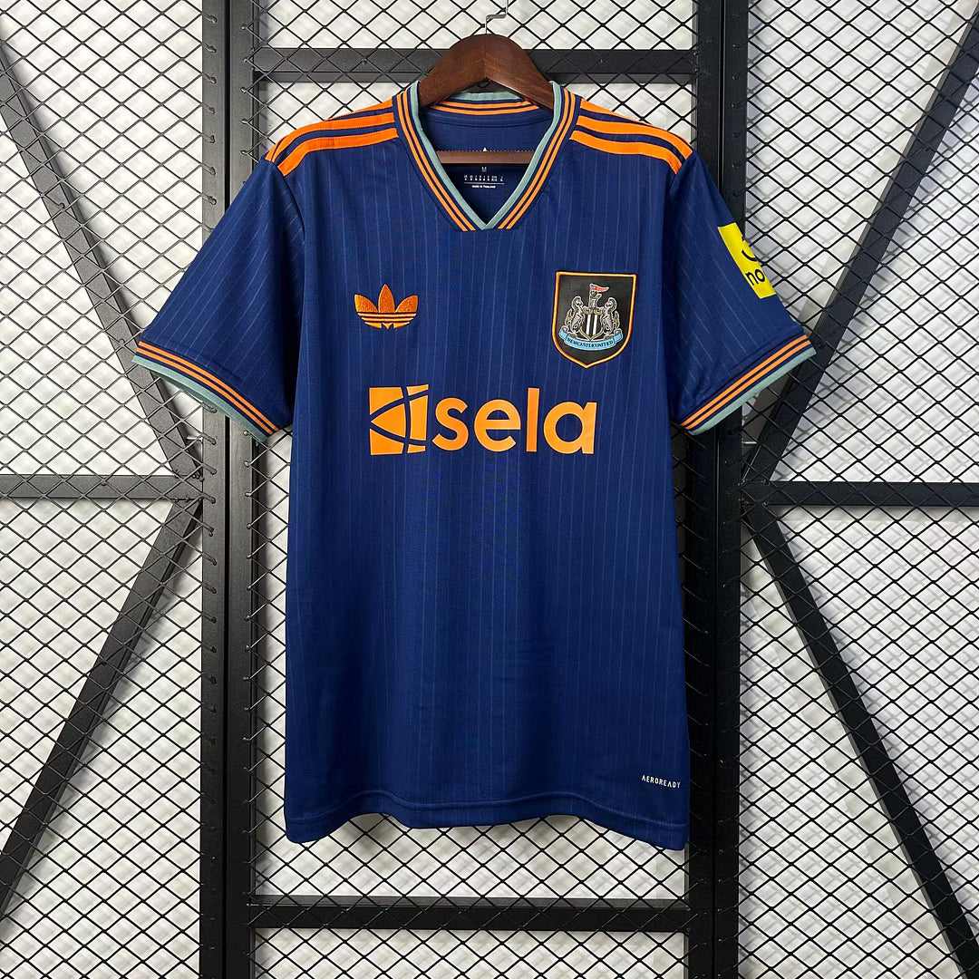 tercera Camiseta Newcastle  25-26 Versión Fan 1:1 (