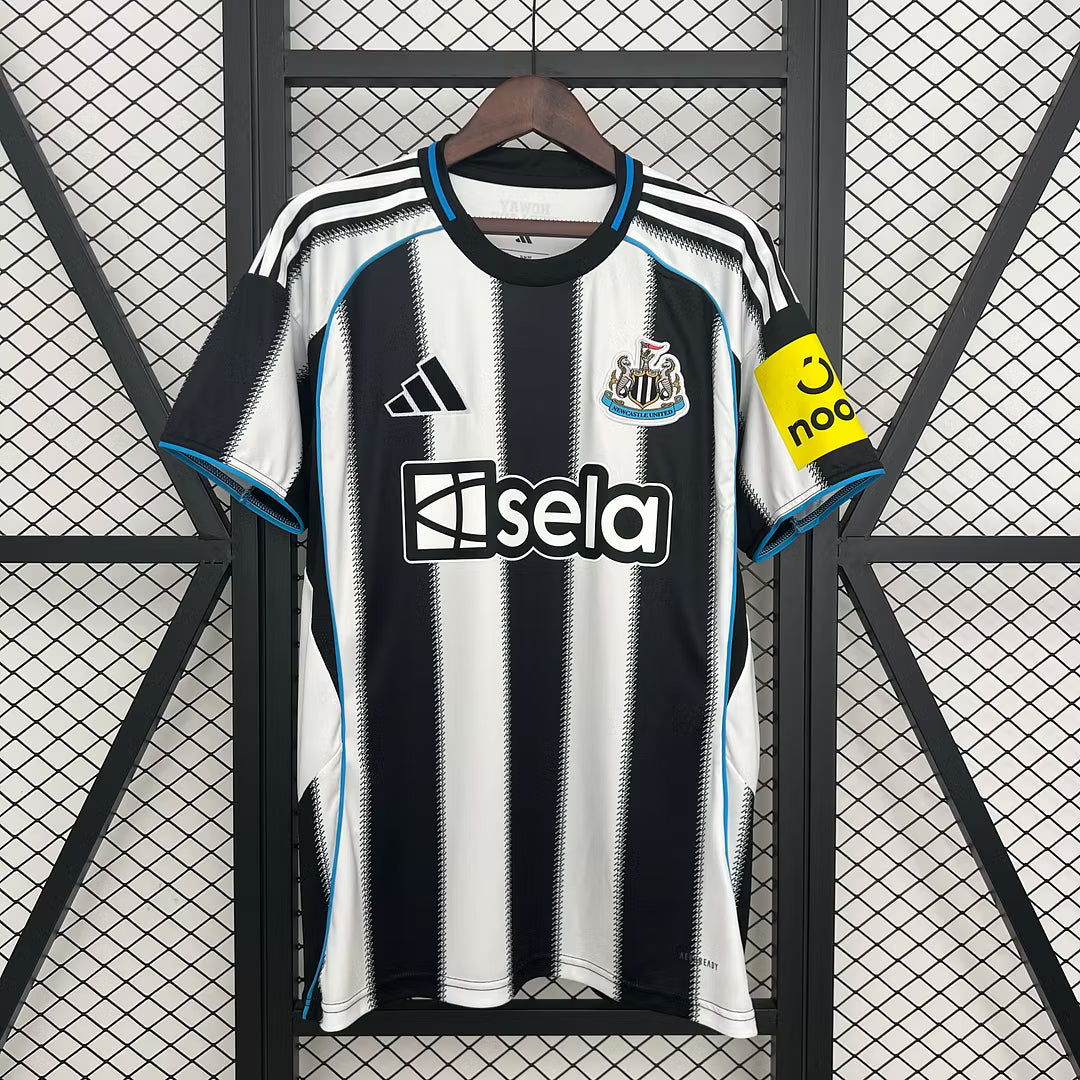 Camiseta Newcastle local  25-26 Versión Fan 1:1