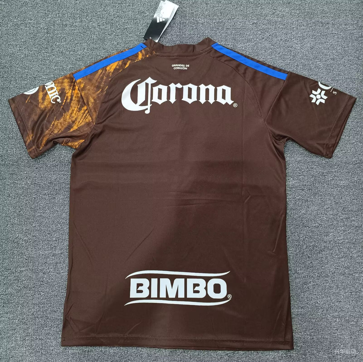 America tercera 26/27
