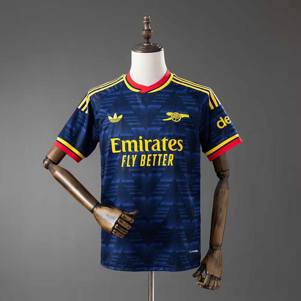 Camiseta Arsenal Visitante 26-27 Versión Fan