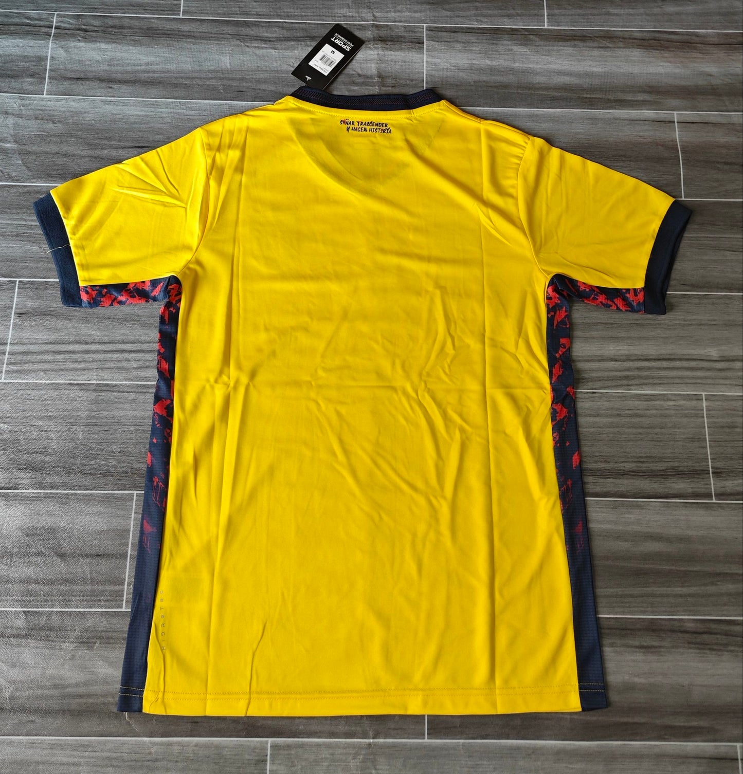 Camiseta Local Ecuador 2026 Versión Fan 1:1
