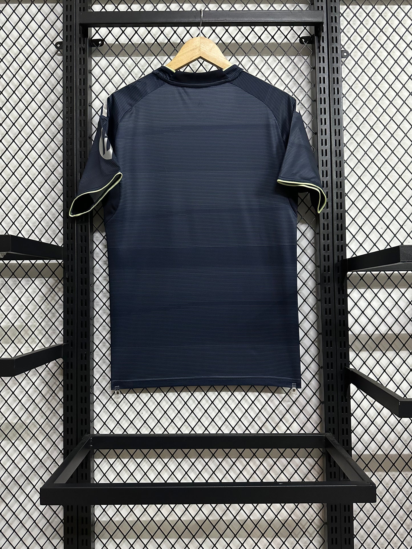 Camiseta visitante Real madrid 25/26 Versión Fan 1:1
