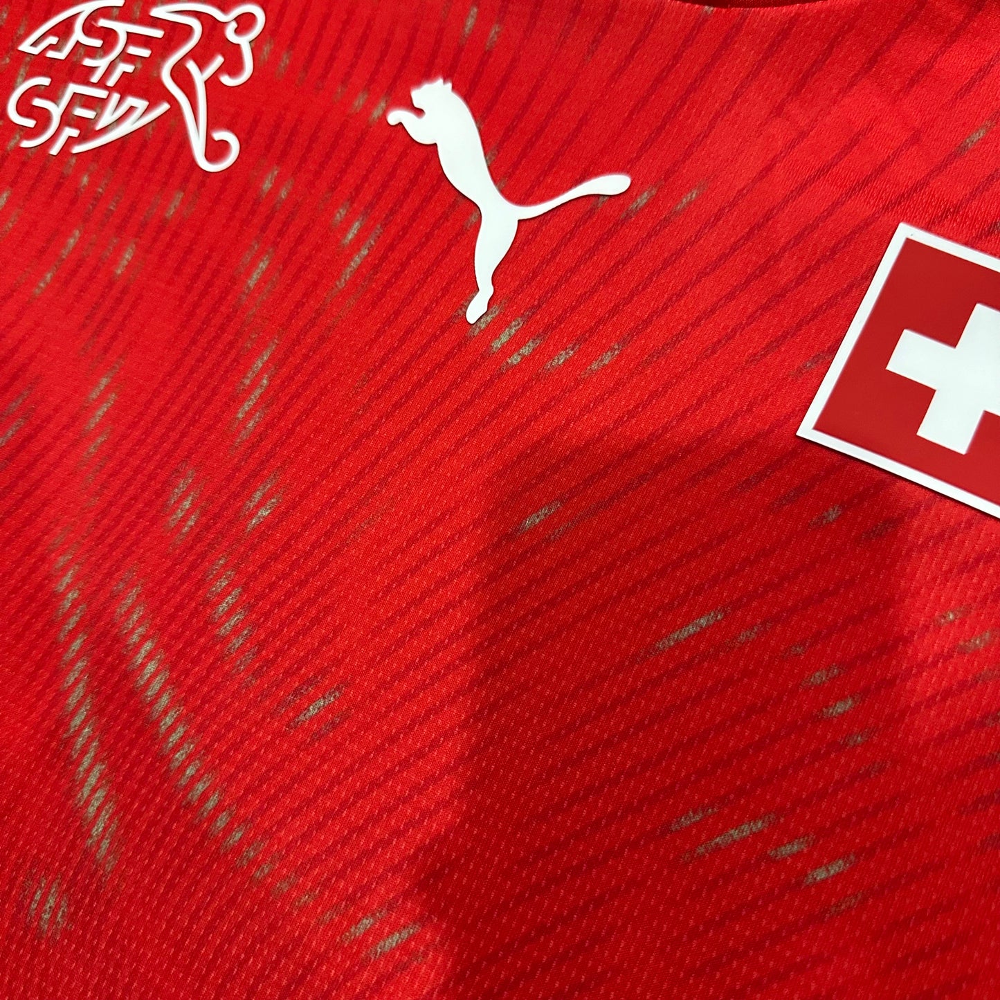 Camiseta Local Suiza 2026 Versión Fan 1:1