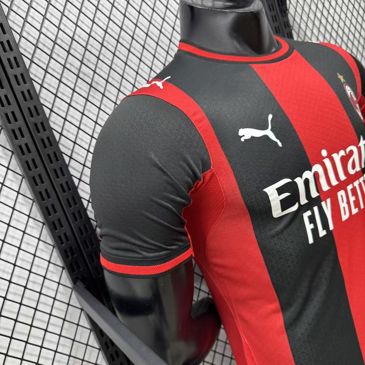 Camiseta Ac Milan local 26-27 Versión Fan 1:1