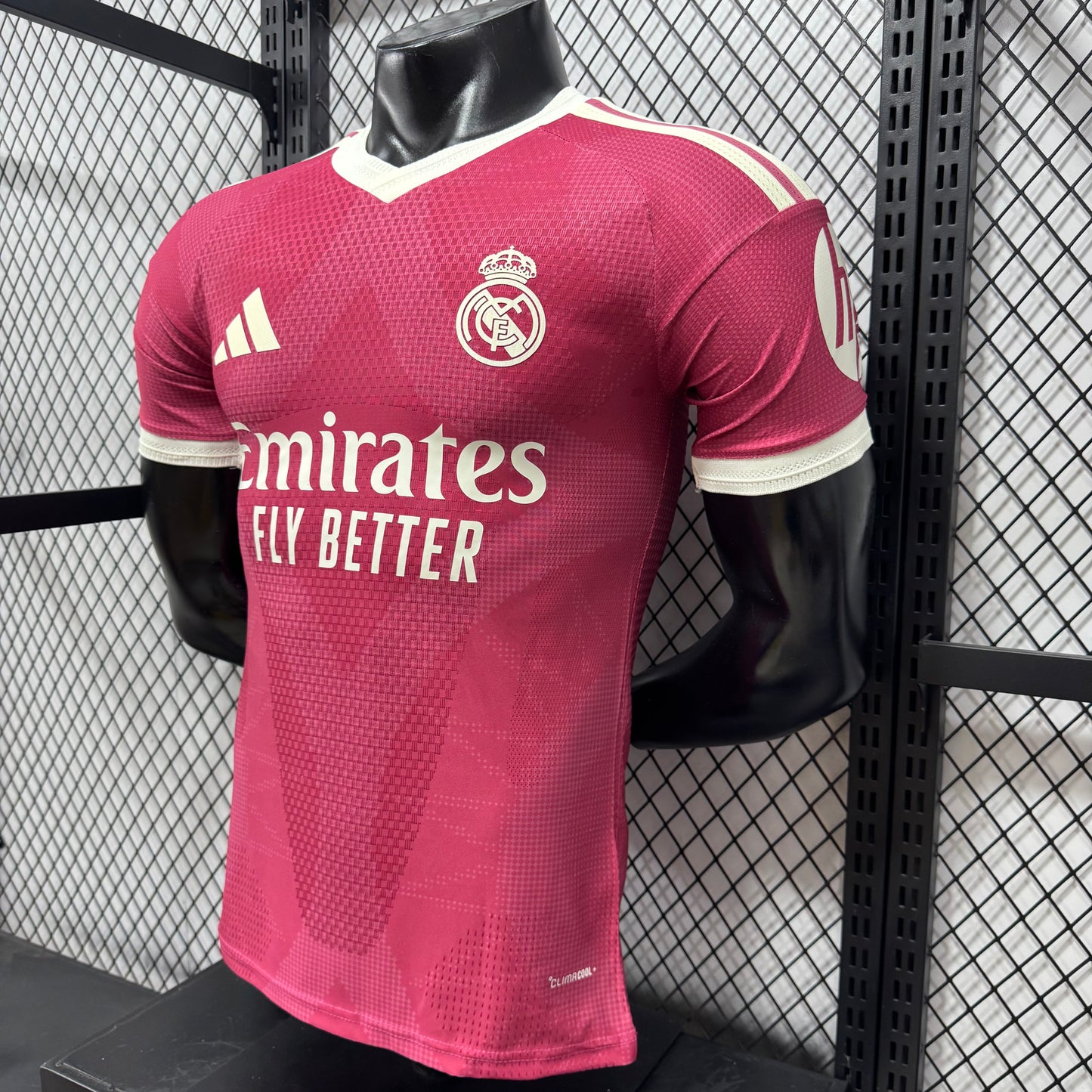 Camiseta Real Madrid tercera 26/27 Versión Fan