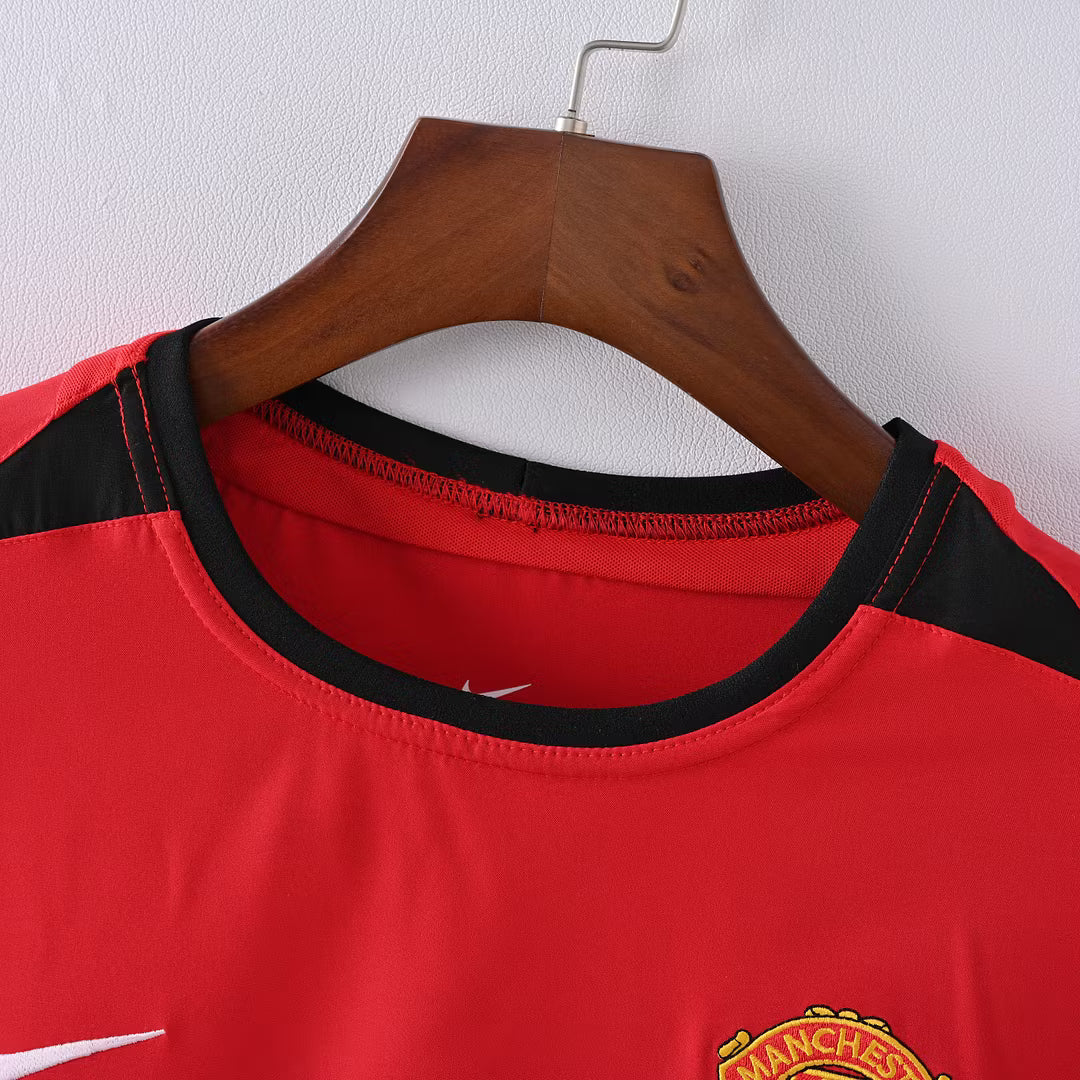 Camiseta Manchester united RETRO 02/03 Versión Fan 1:1