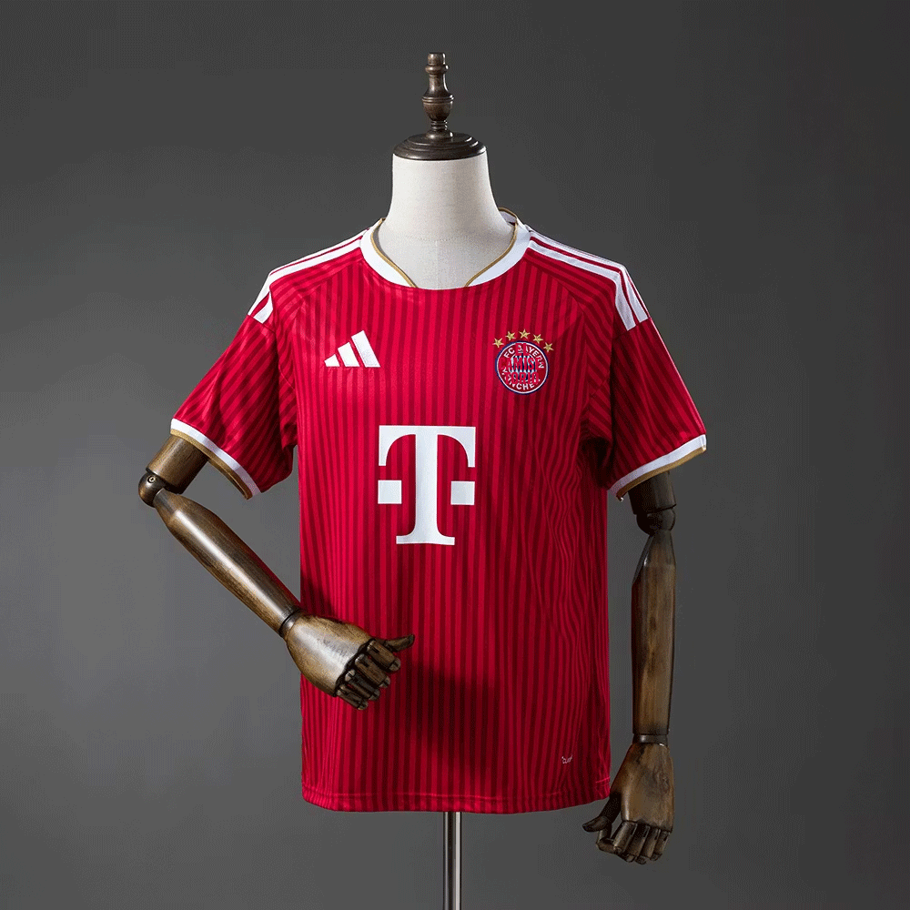 Bayern M. local 26/27