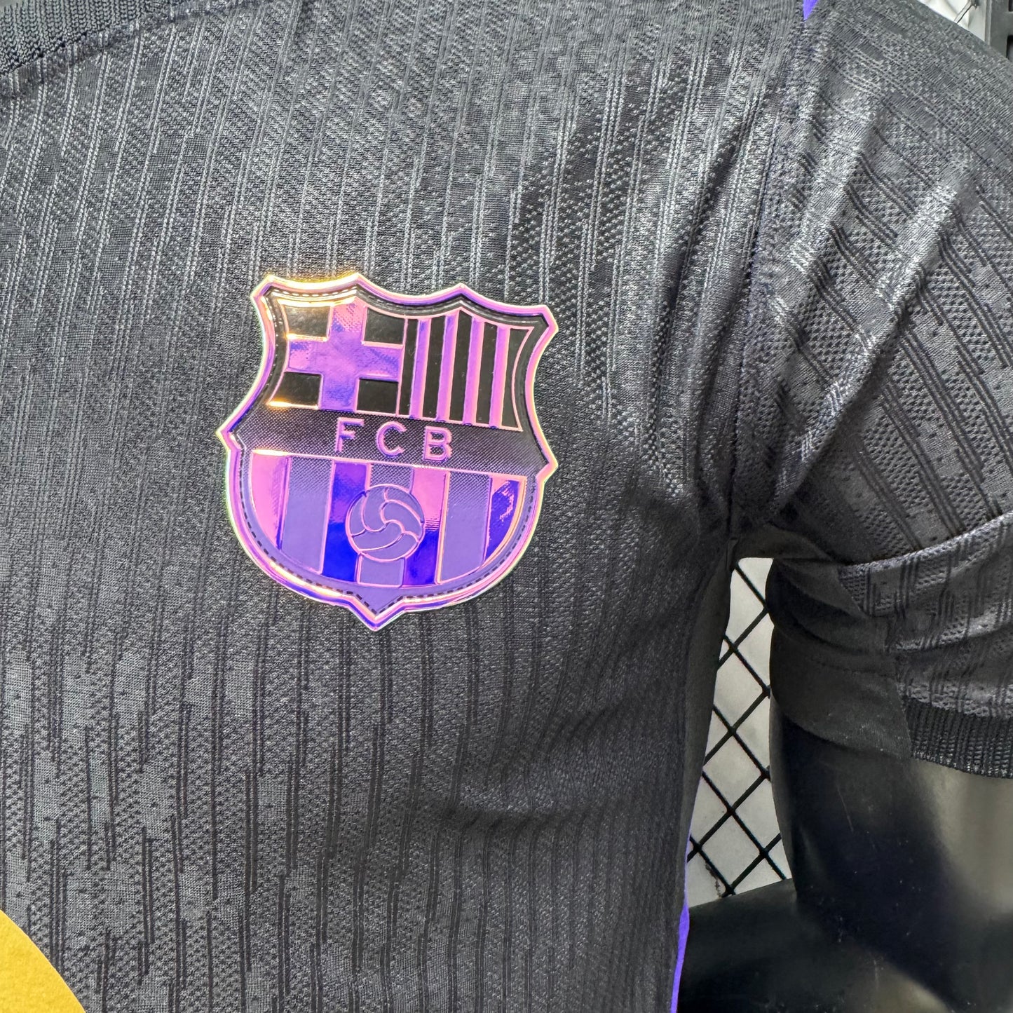 Camiseta Visitante Barcelona 26/27 Versión Fan