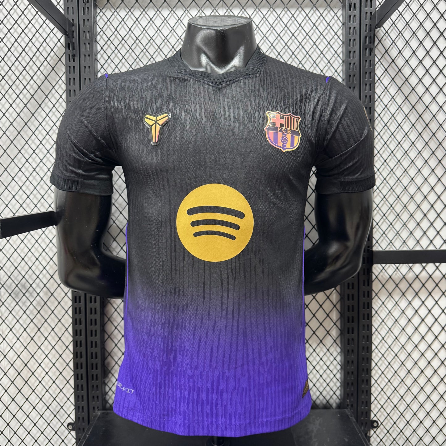 Camiseta Visitante Barcelona 26/27 Versión Fan