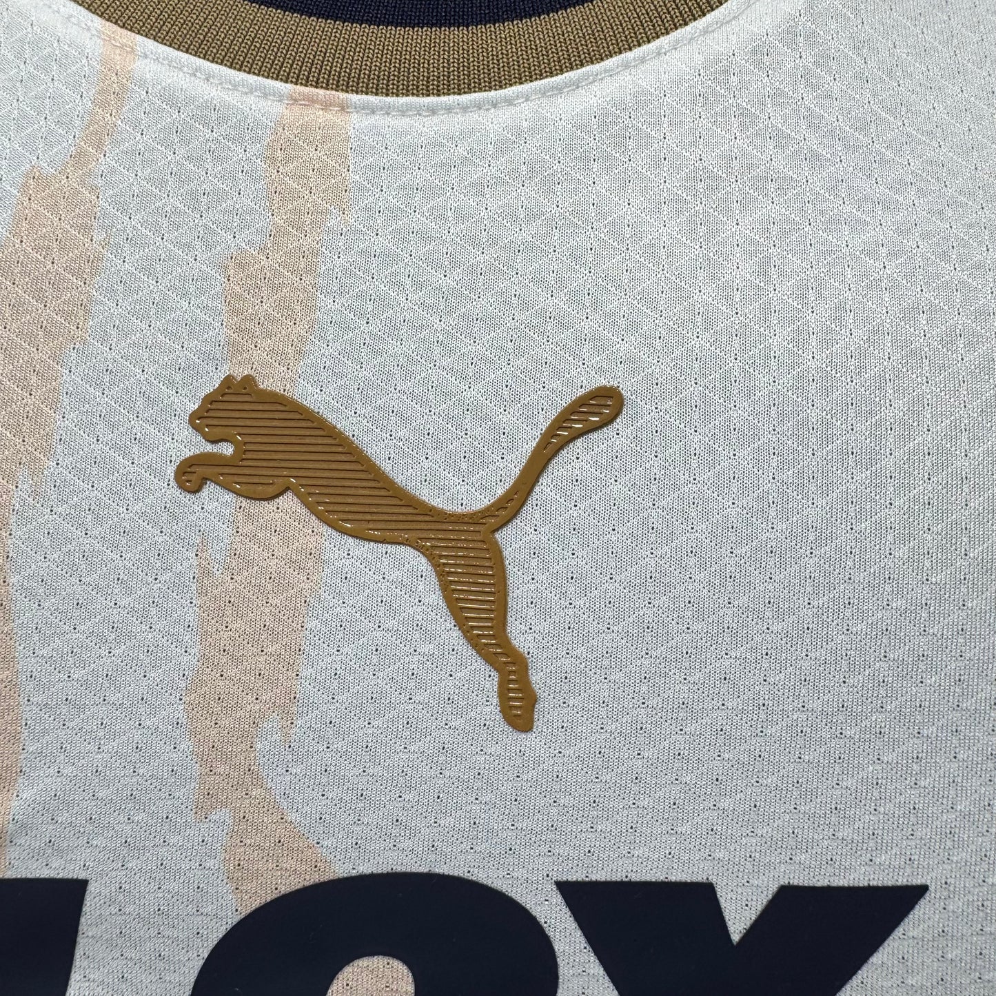Camiseta Pumas visitante 26/27 Versión