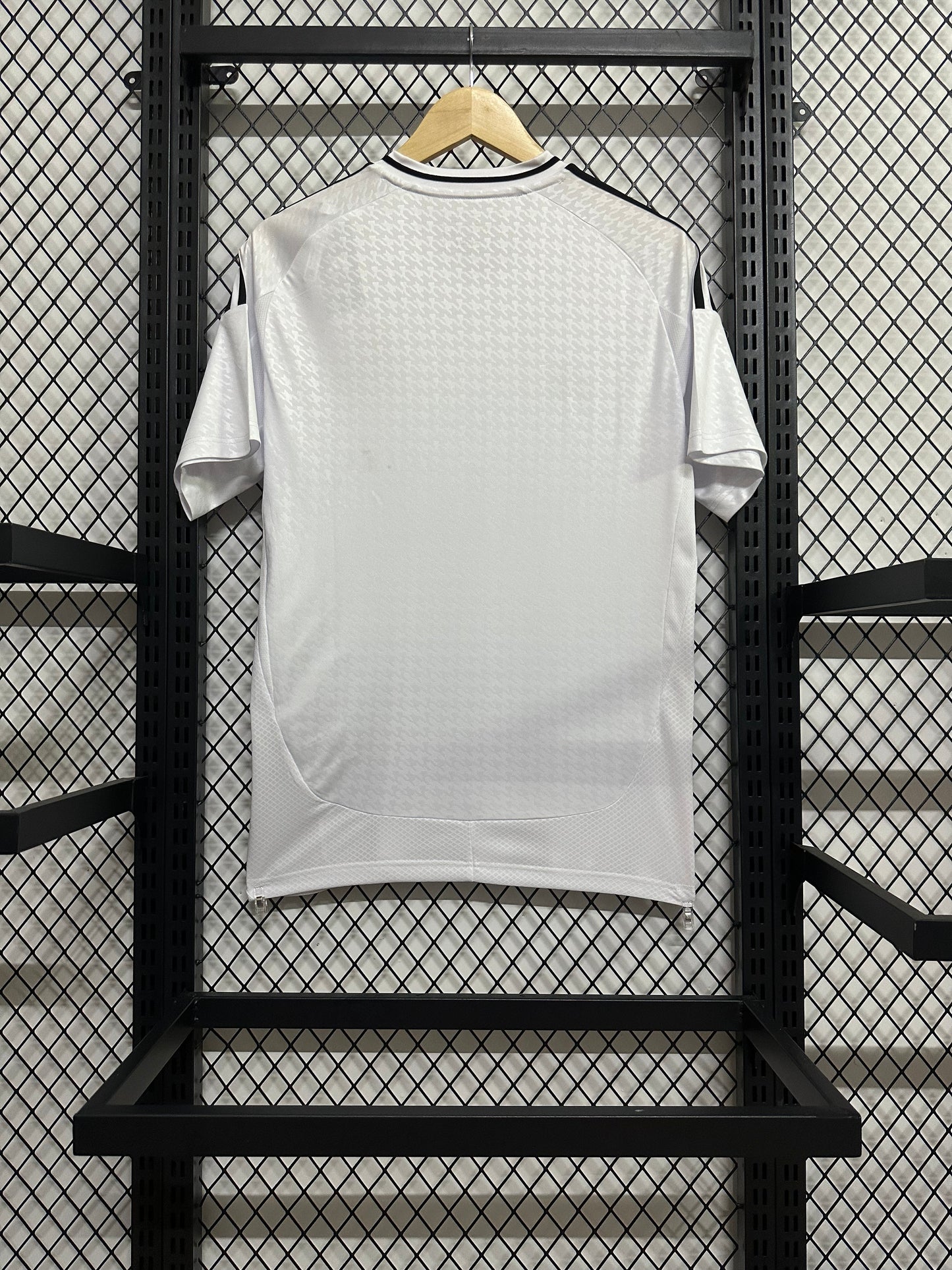 Camiseta local Real madrid 24/25 Versión Fan 1:1