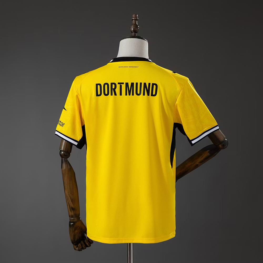 Borussia D. local 26/27