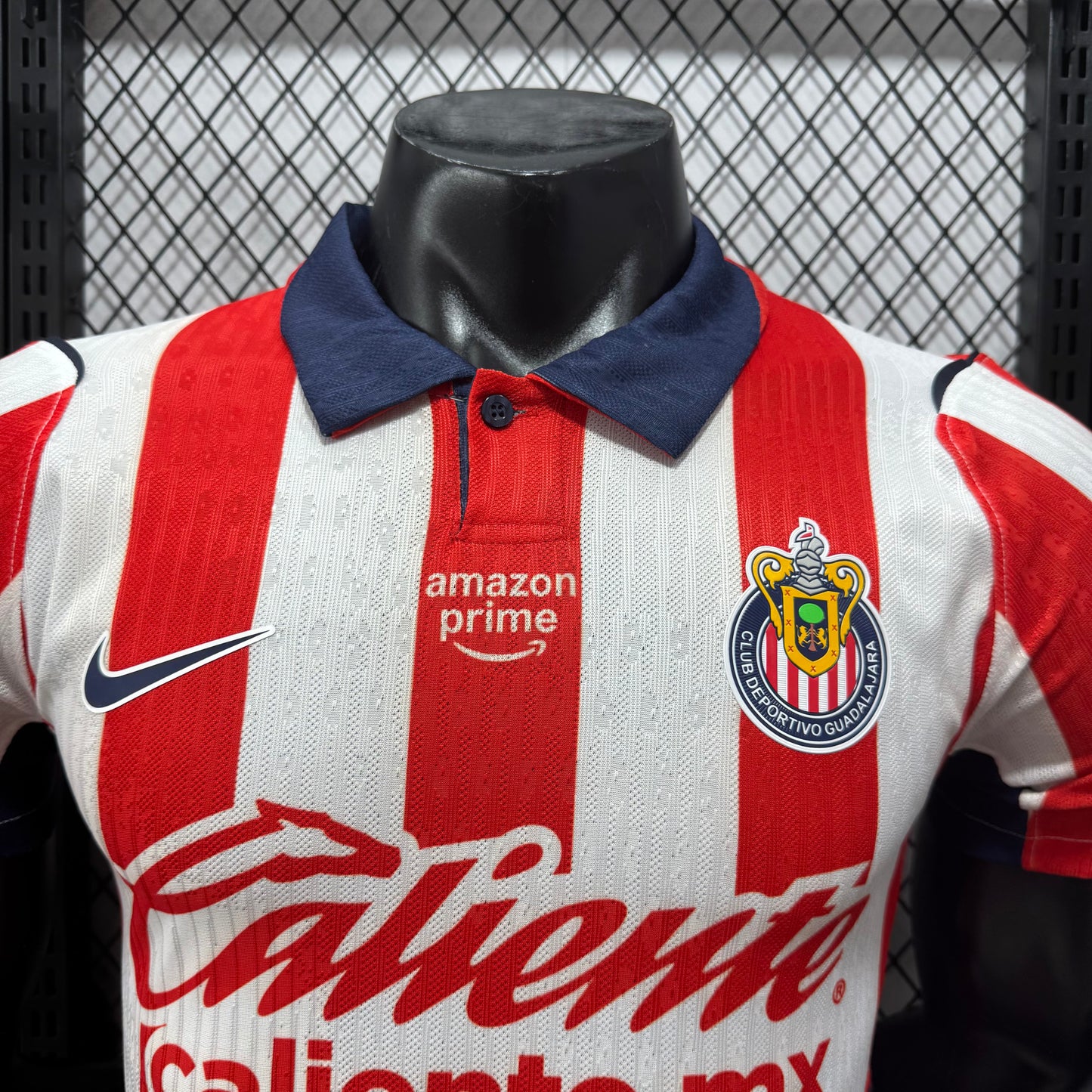 Camiseta Chivas local 26/27 Versión Fan